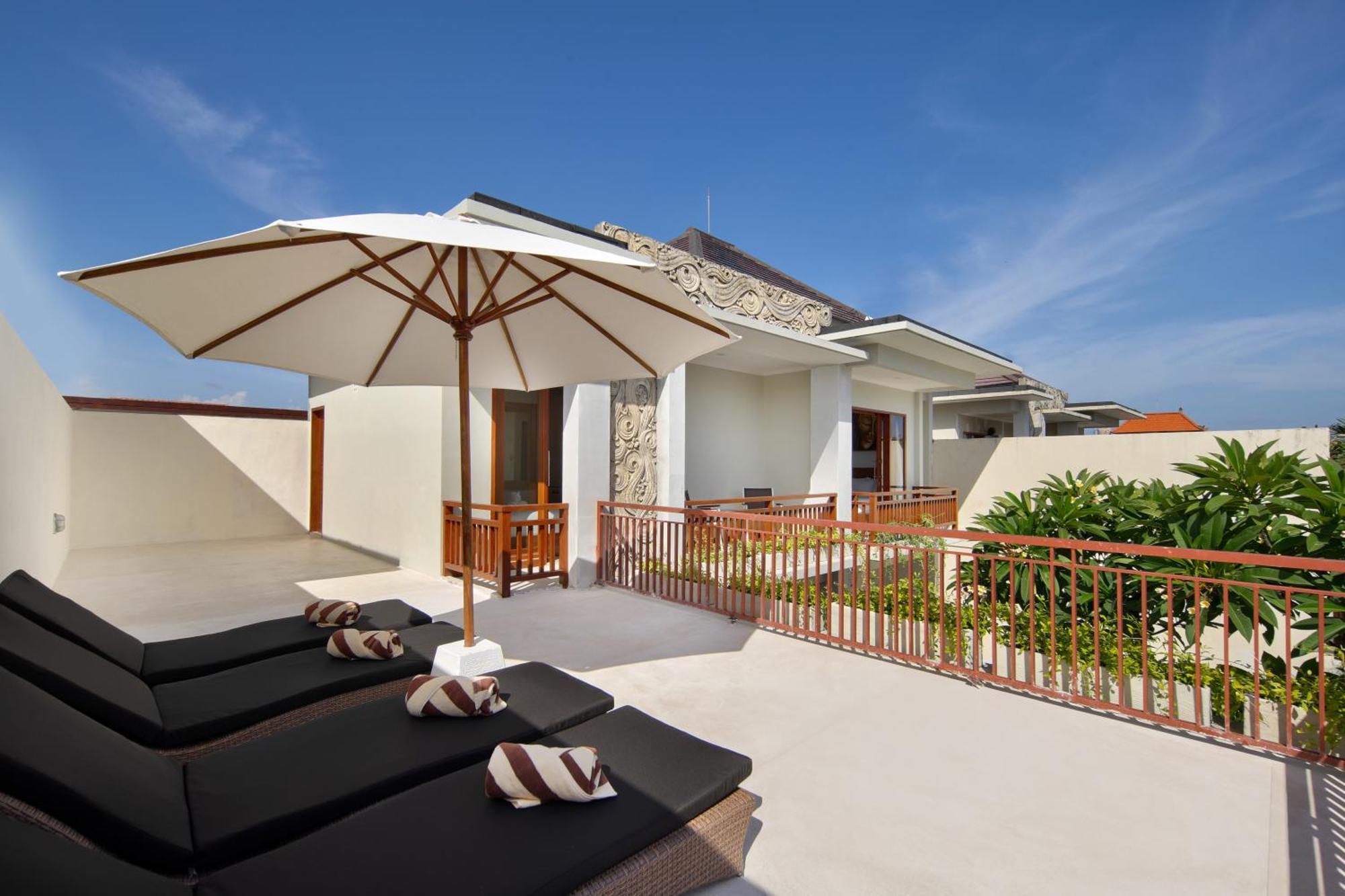 Daha Mansions Seminyak Villa Exterior photo