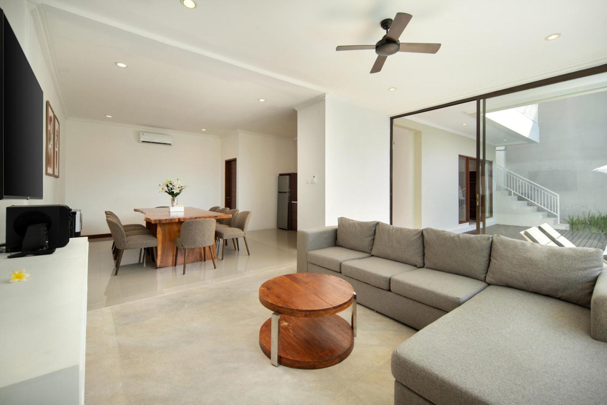 Daha Mansions Seminyak Villa Exterior photo